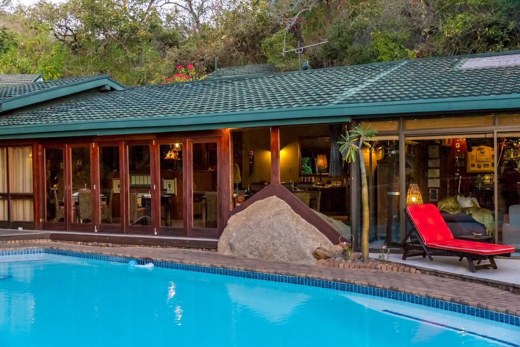 Joern'S Gaestehaus Mbombela Exterior photo